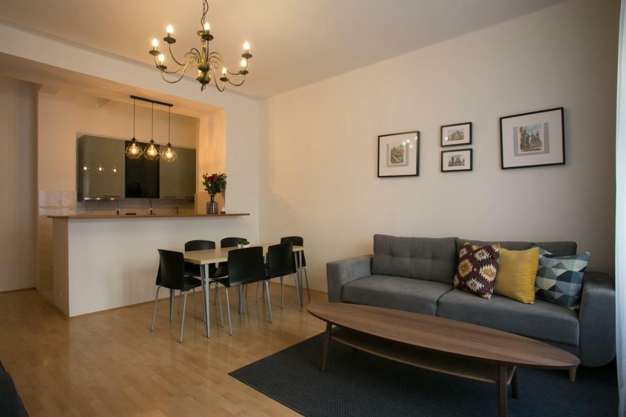 Apartment Gesse Peckova Praag Buitenkant foto